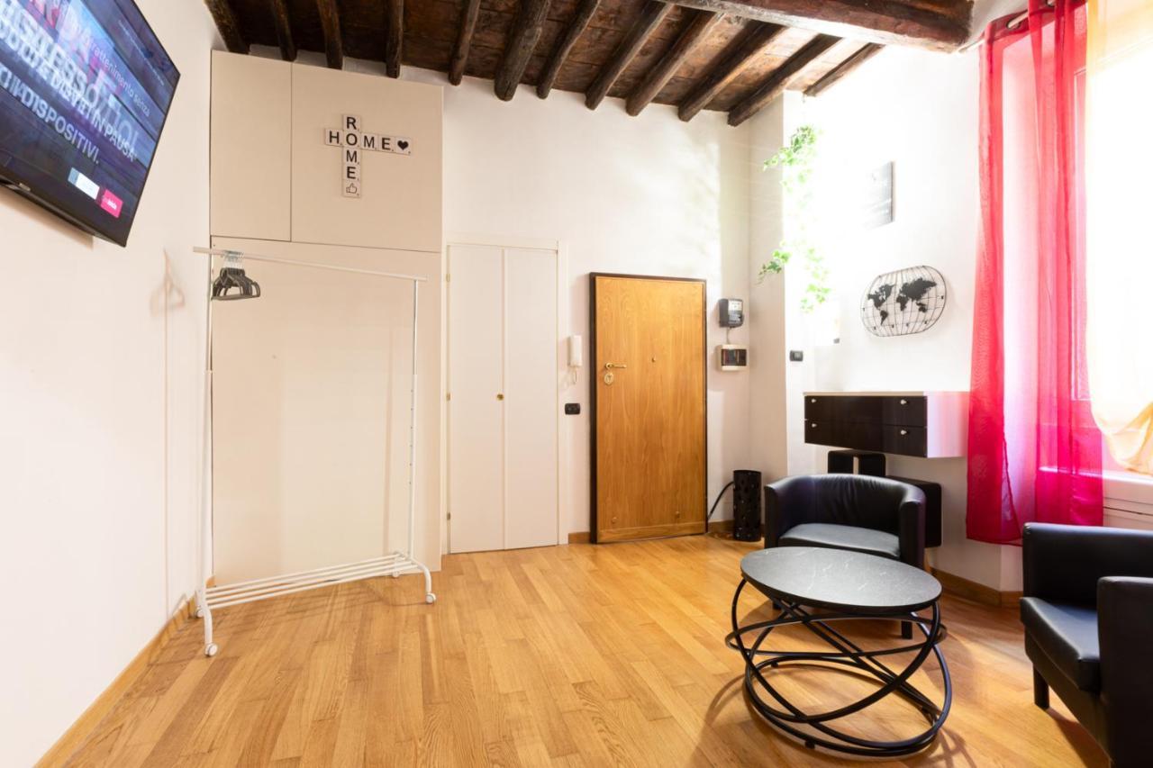 Apartment Red Heart In Trastevere - Collection