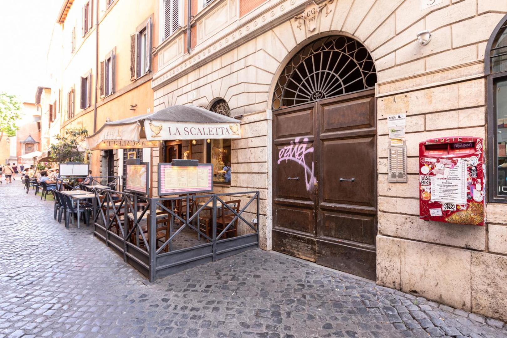 Red Heart In Trastevere - Collection * Rom
